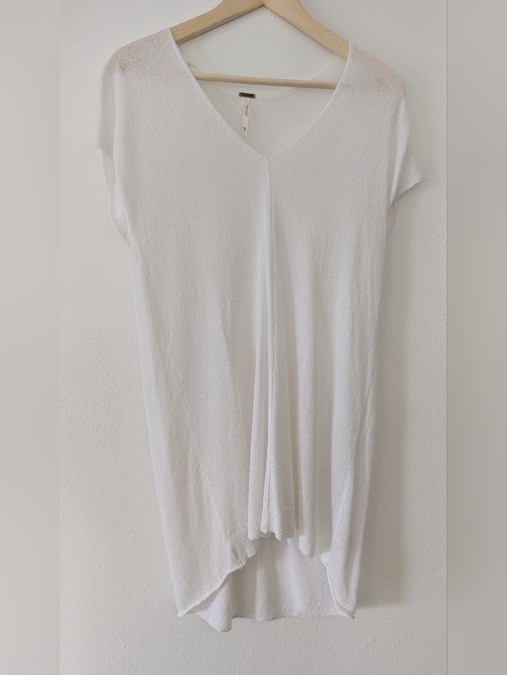 Free People White V-Neck Short Sleeve Tunic